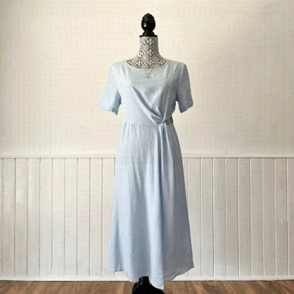 OAK + FORT Dresses & Skirts - Oak + Fort Chambray Blue Side Cutout Dress Size S